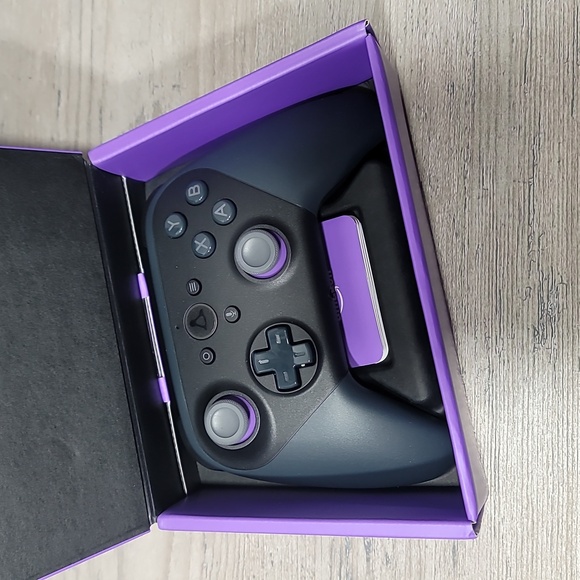 Luna Controller - Picture 2 of 6